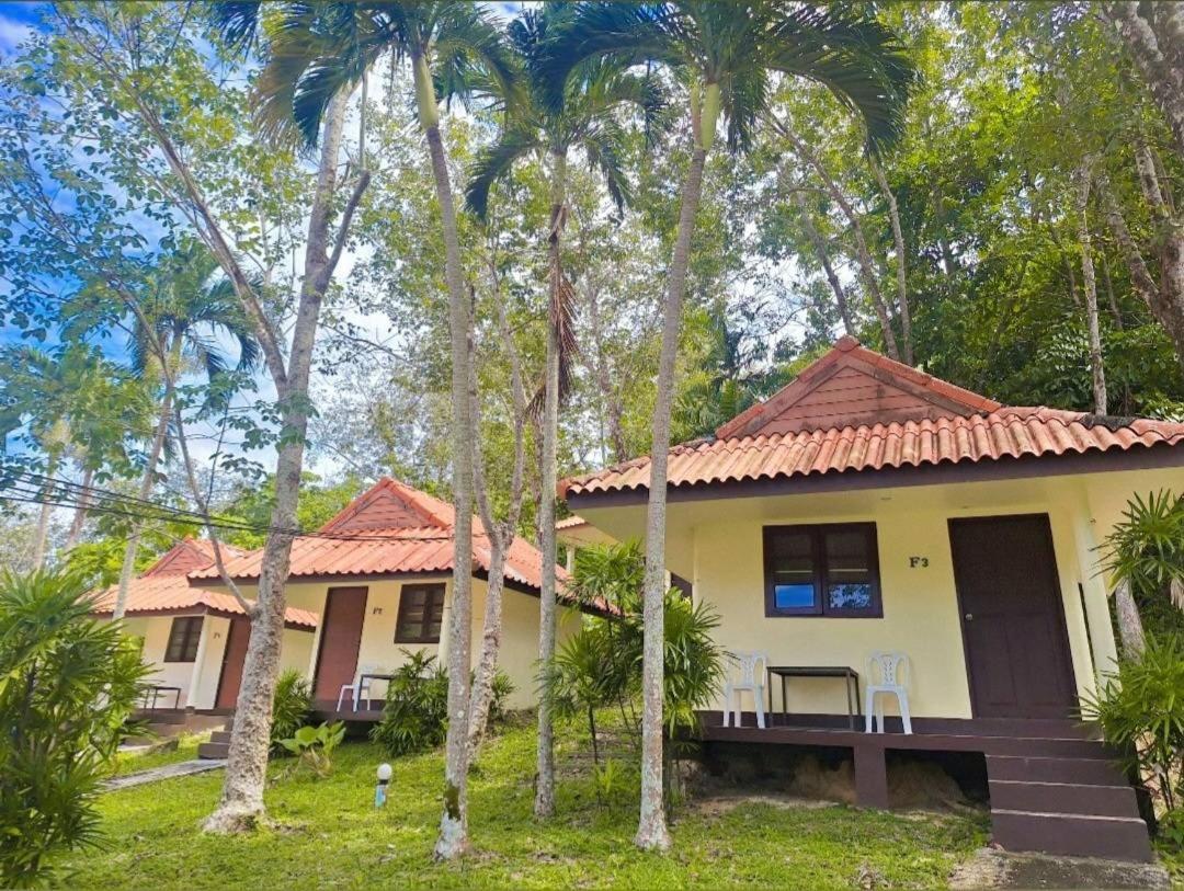 Koh Mook Rubber Tree Bungalows Kültér fotó